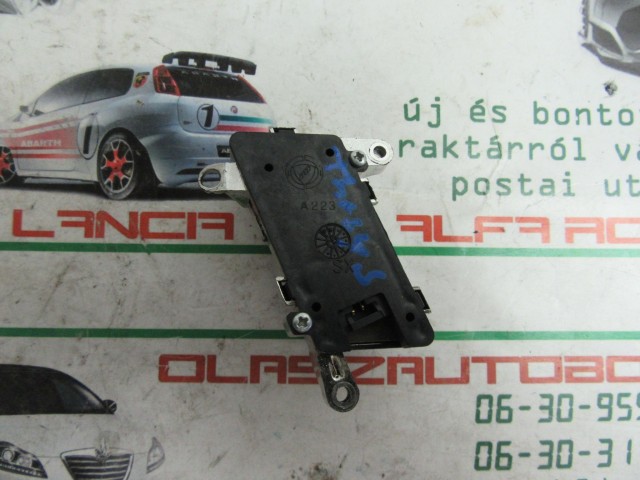 Lancia Thesis bal oldali kapcsoló