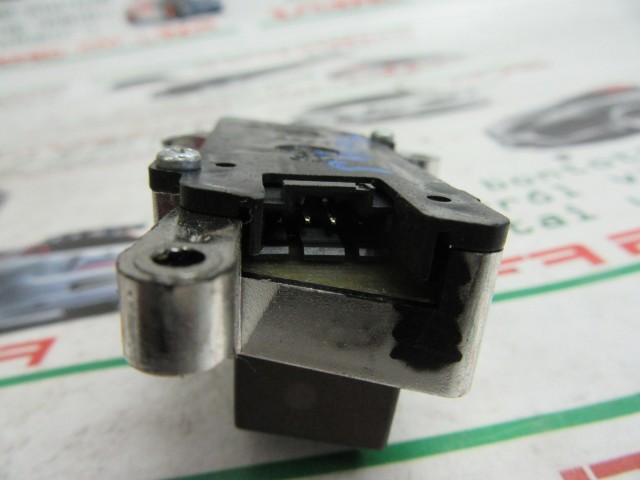 Lancia Thesis bal oldali kapcsoló