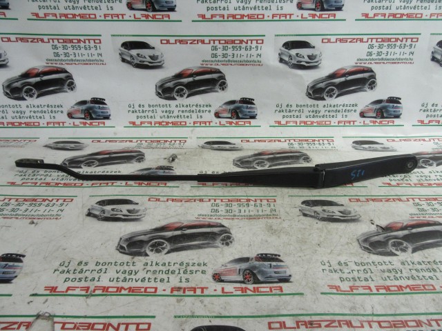 Fiat Stilo jobb első ablaktörlő kar 46814354