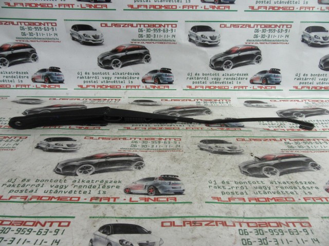 Fiat Punto II. III. jobb első ablaktörlő kar 735278792