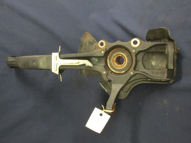 Alfa Romeo 147 GTA jobb első csonkállvány