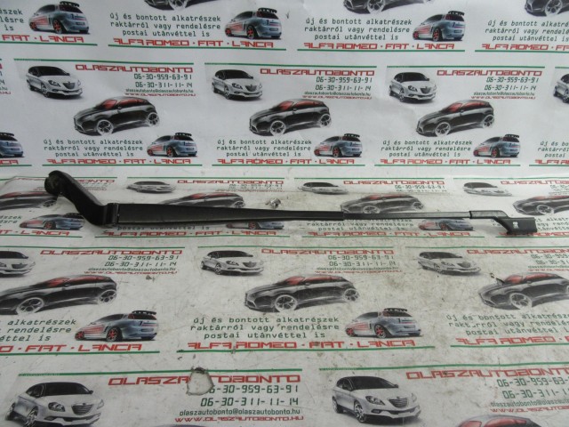 Fiat Ducato 1340684080 számú, bal első ablaktörlő kar