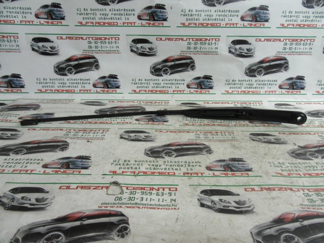 Fiat Panda II. 735363568 számú, jobb első ablaktörlő kar