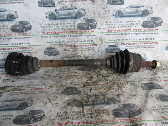 Alfa Romeo 156 Crosswagon jobb hátsó féltengely