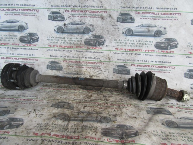 Alfa Romeo 156 Crosswagon bal hátsó féltengely