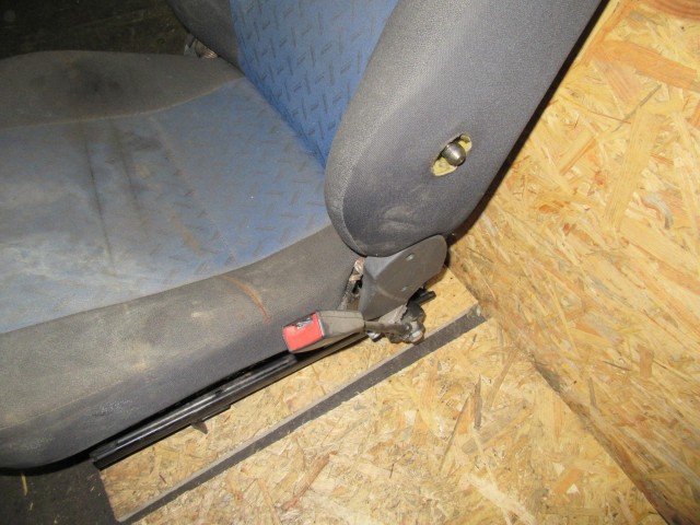 Ülés30063 Fiat Doblo I. kék-fekete színű, szövet, jobb első ülés
