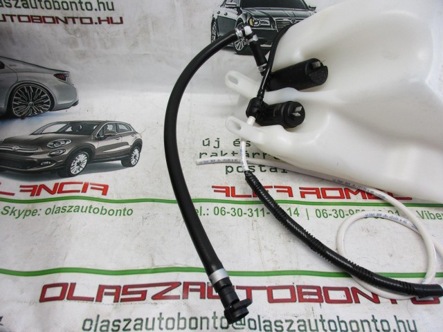 Alfa Romeo 156 60670032 számú, gyári új ablakmosó tartály kompletten