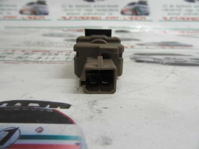 Alfa Romeo/Fiat/Lancia  46840511 számú féklámpa kapcsoló