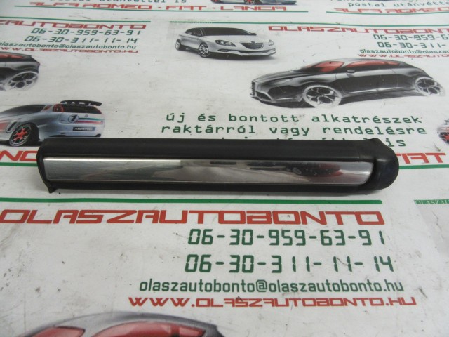 Fiat 500 jobb első , króm, sárvédő díszcsík