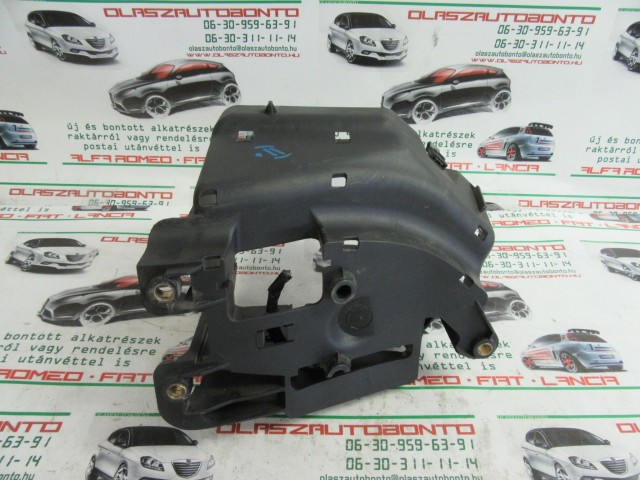 Fiat Punto II. külső biztosíték tábla alsó része