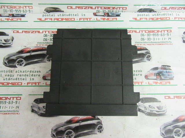 Lancia Lybra 46800842 számú, navigációs cd tár