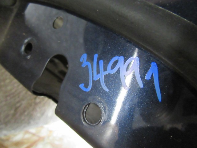 Ajtó34991 Lancia Thesis kék színű, bal első ajtó a képen látható sérüléssel