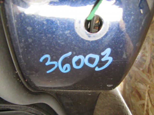 36003 Lancia Thesis fekete színű, bal hátsó ajtó