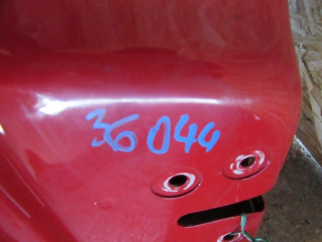 36044 Fiat Panda II. piros színű, bal első ajtó 