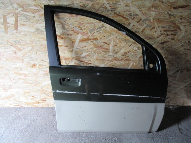 36055 Fiat Panda II.  zöld színű, jobb első ajtó
