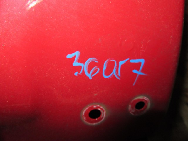 36057 Fiat Panda II. piros színű, bal hátsó ajtó