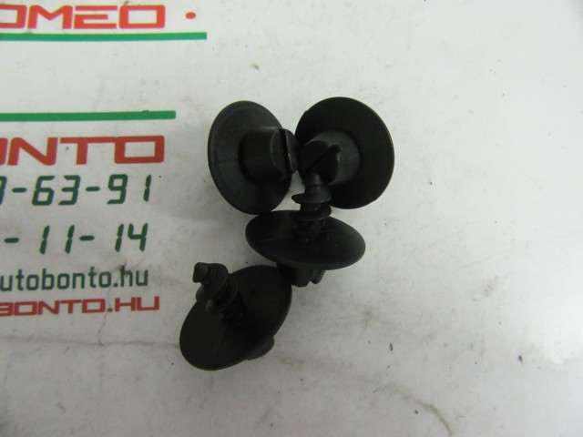 Volkswagen Passat utángyártott új szőnyeg garnitúra