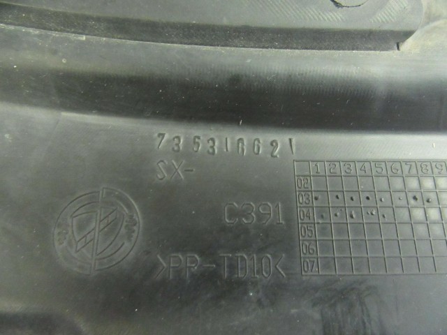 Fiat Panda II. 735316621 számú, bal oldali ködlámpa keret