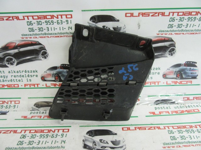 Alfa Romeo 156 FL jobb első díszrács a képen látható sérüléssel