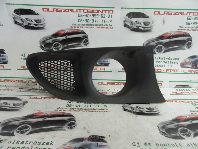 Alfa Romeo 156 1997-2003 jobb első ködlámpa keret 60623650