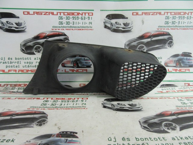 Alfa Romeo 156 1997-2003 jobb első ködlámpa keret 60623650