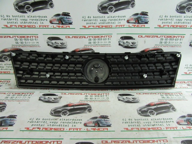 Fiat Punto III. 2003-2010 gyári új, első díszrács 46849442