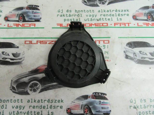 Alfa Romeo Mito 156080144 számú, bal első ködlámpa helyettesítő