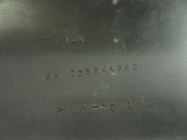 Fiat Punto II. 5 ajtós, 735244862 számú, bal első díszcsík