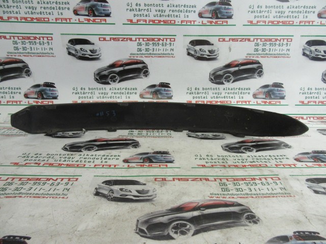 Fiat Punto II. 5 ajtós, 735244861 számú, jobb első díszcsík