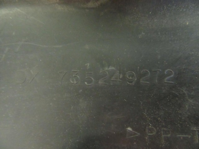 Fiat Punto II. 3 ajtós, 735249272 számú, jobb első díszcsík