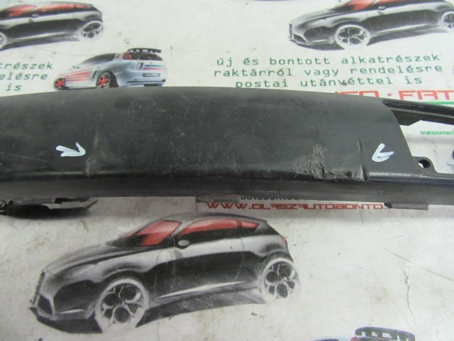 32437 Fiat Stilo 3 ajtós, jobb első díszcsík a képen látható sérüléssel 1821920031