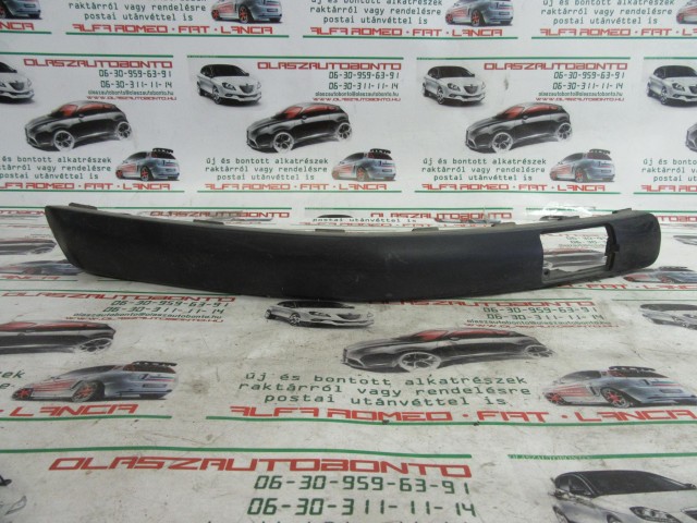 Fiat Stilo 5 ajtós, 1821920131 számú, jobb első díszcsík 