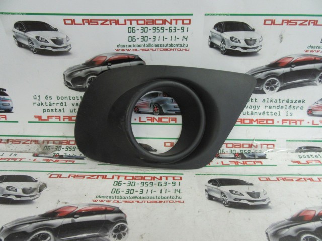 Dodge Yourney 68088686AA számú, jobb első ködlámpa keret