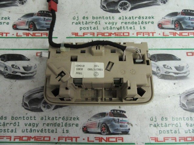 Alfa Romeo 159 156071799 számú funkció gombok