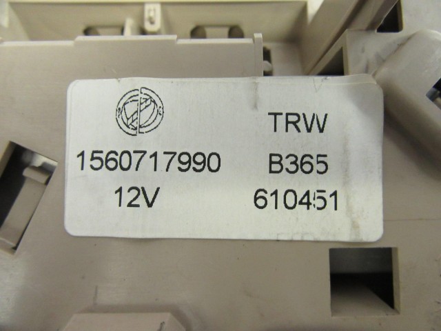 Alfa Romeo 159 156071799 számú funkció gombok