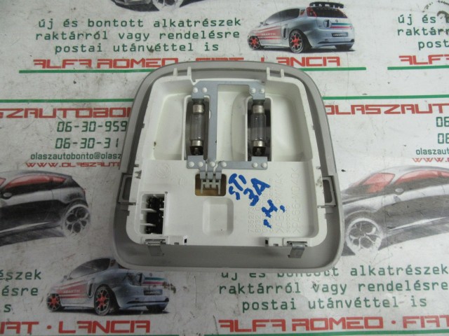 Fiat Stilo 735273815 számú, hátsó, belső világítás
