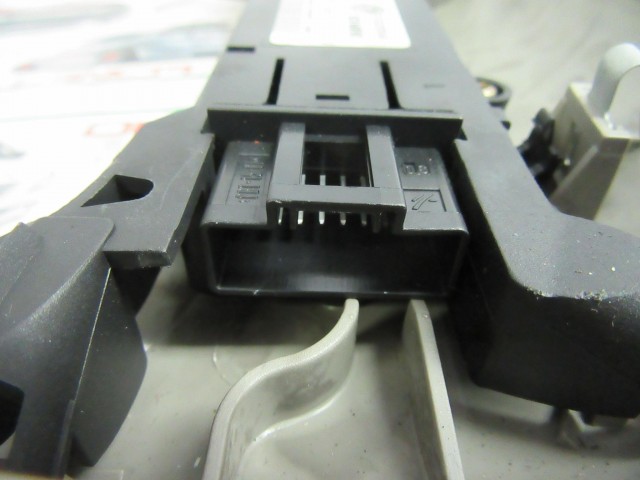 Lancia Lybra 735265646 számú, felső műanyag szenzorral