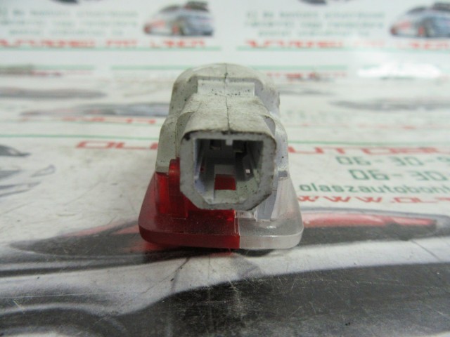 Fiat Stilo 46799513 számú ajtókárpit lámpa