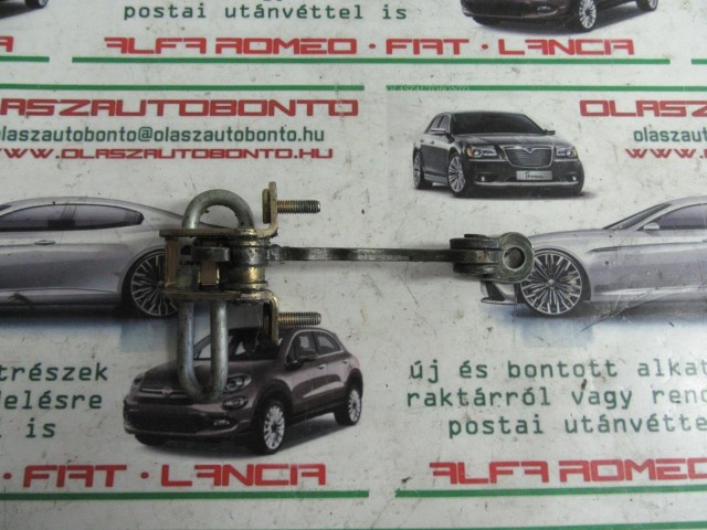 Alfa Romeo 147 3 ajtós , jobb első ajtóhatároló