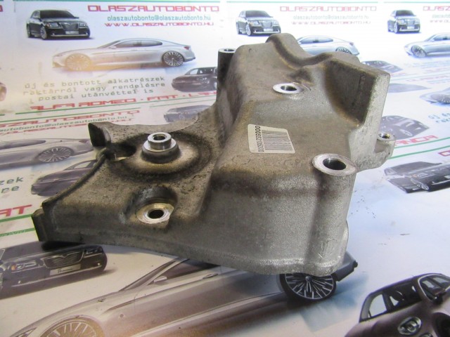 Fiat Croma 1,9 8-16v Diesel motor tartó alubak 55210530
