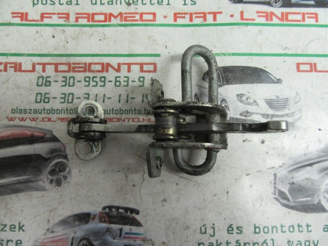 Alfa Romeo 166 hátsó ajtóhatároló