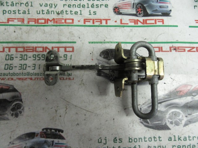 Alfa Romeo 166 első ajtóhatároló