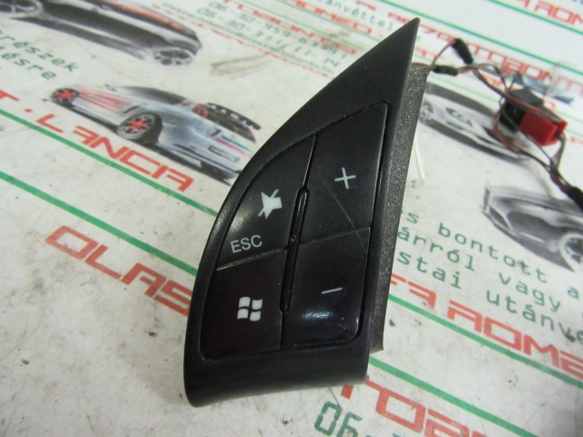 36095 Fiat Linea multikormány gomb