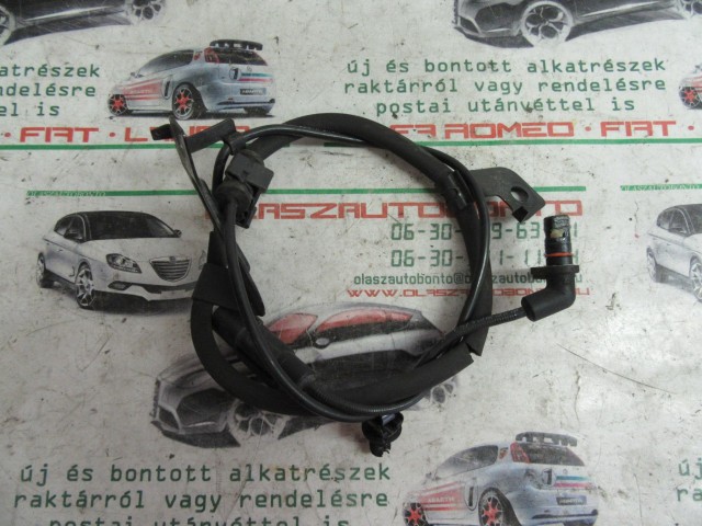 Fiat Freemont jobb hátsó abs jeladó