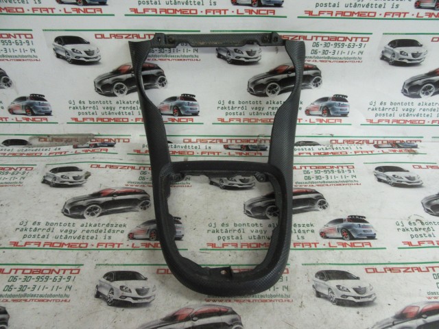 Fiat Bravo II. 735431188 számú közép konzol