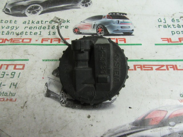 Alfa Romeo 156/Fiat Multipla ködlámpa kupak