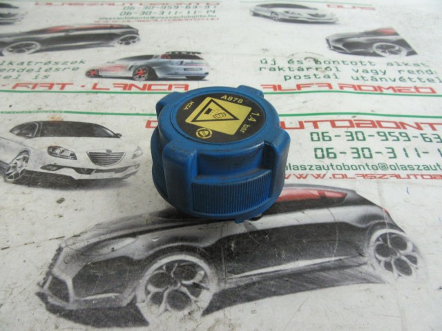 Fiat Stilo kiegyenlítő tartály sapka
