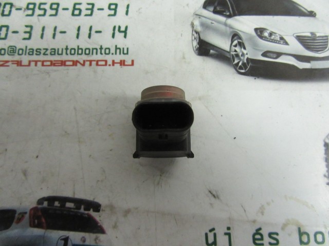 Alfa Romeo Giulietta/Mito és Fiat Punto Evo 735477988 számú tolató szenzor