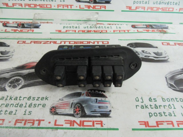 Fiat Doblo III. 51811770 számú , jobb tolós ajtó kontakt