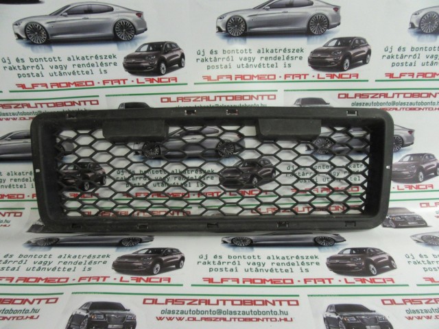 Fiat Punto III. 2003-2010 sporting első középső díszrács 735320943